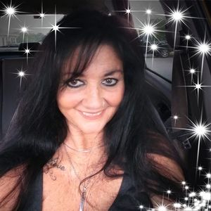 Meet your Posher, Dee